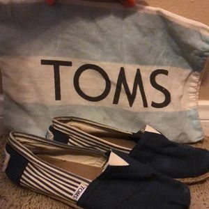 TOMS